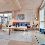Asina - 400m From The Sea By Interhome *